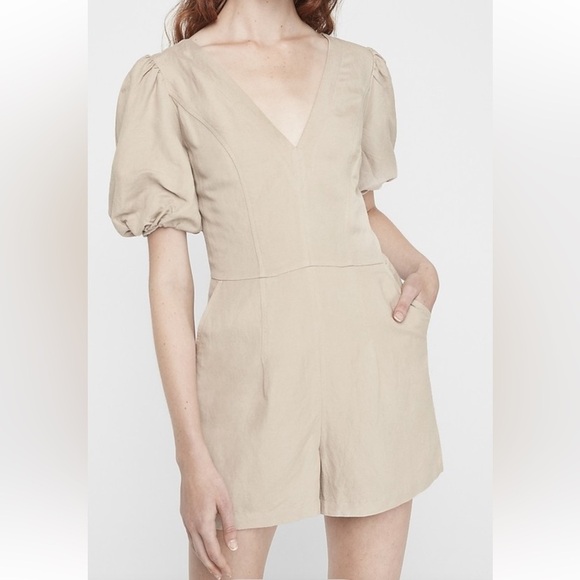 Express Linen-Blend Puff Sleeve Romper Neutral Cream Tan Size XS - Picture 1 of 14